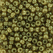Miyuki Rocailles 8/0 Ceylon translucent celery green 8-2374