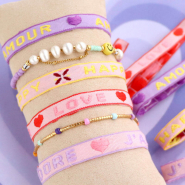 Schmucksets So entwerfen Sie aus Schmuckband mit Text die schönsten Armbänder