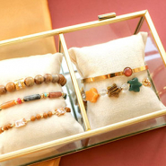 Schmucksets So gestalten Sie eine Armbandkollektion mit Natursteinperlen