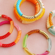 Schmucksets So integrieren Sie Tube Acrylperlen twisted in Ihre Kollektion