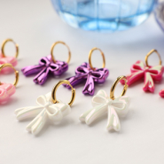Schmucksets Ohrring-Designs mit Schleifen und Herz-Ohrringen