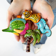Schmucksets Inspirationszeit mit ledernen Geldbeutelnund Schlüsselanhängern