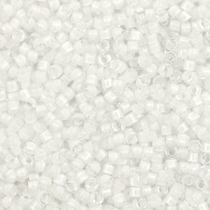 Miyuki Perlen delica's 11/0 White lined AB crystal DB-66