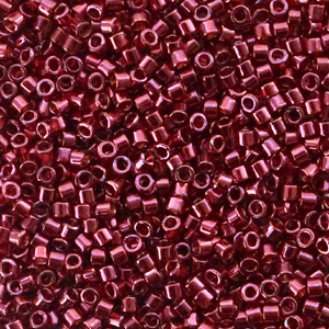 Miyuki Perlen delica's 11/0 Gold luster wine red DB-116