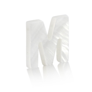 Muschel Anh&auml;nger S&uuml;&szlig;wasserperlmutt Buchstaben M White (Naturliche Farbe Muschel)