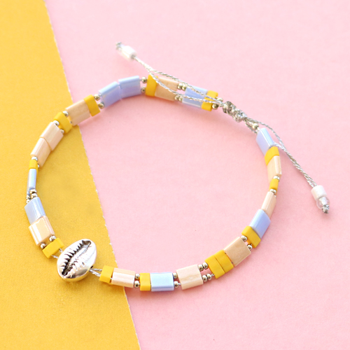 Sie k&ouml;nnen diese Ohrringe und Armb&auml;nder mit Miyuki machen: