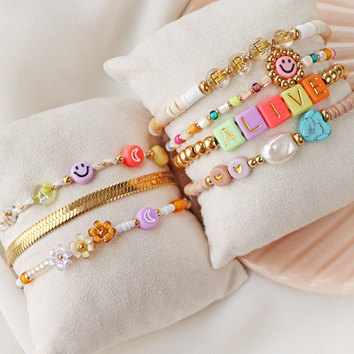 Gestalten Sie Ihre eigene Gute-Laune-Armbandkollektion