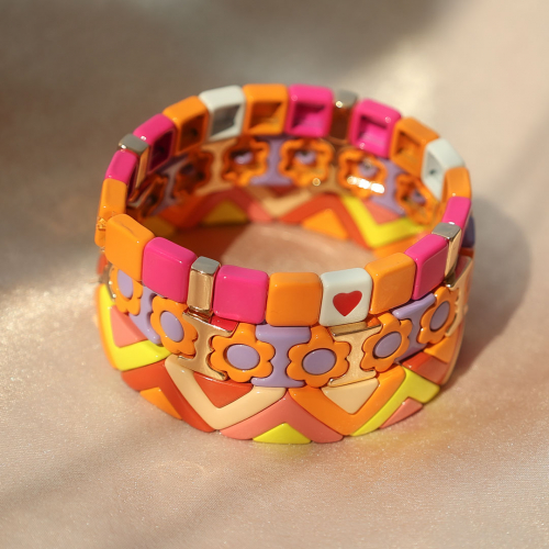Kreativ trendy Armb&auml;nder mit Tile-Beads fertigen
