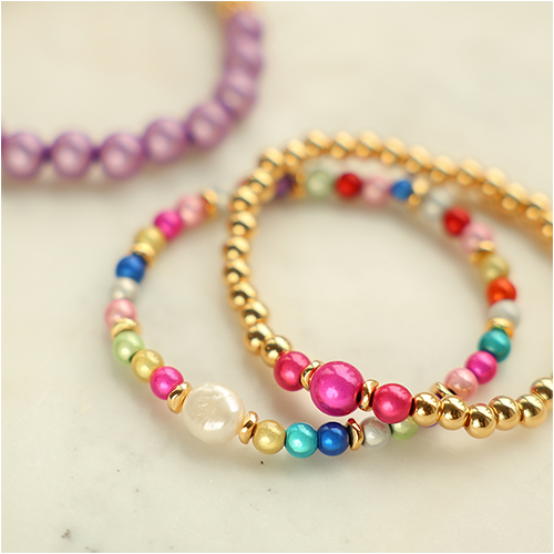 Farbenfrohe Armb&auml;nder mit Miracle Beads kreieren