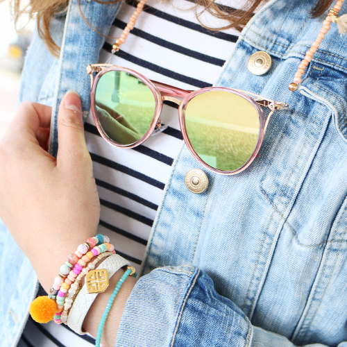 Neue Sonnenbrille bestellt? Stylen Sie Ihre Brille und Design mit trendy Sonnenbrillen Kordel!