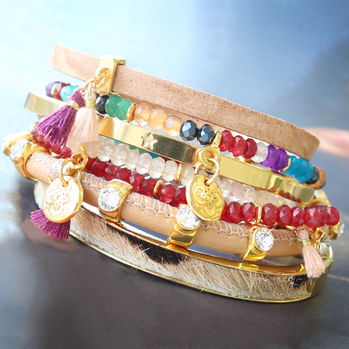 Vorjahr Inspiration: Kleine, farbenfrohe und trendy Vorjahrsschmuck mit herrlichen Details