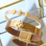 Ein Sommerset mit goldenen DQ Metall Perlen und Anh&auml;ngern!
