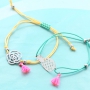 Armb&auml;nder in grellen Farben mit sch&ouml;nen Sommer Anh&auml;ngern aus RVS