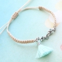 Statement Ohrringe mit passenden Armb&auml;ndern und Ketten mit sehr viel Quasten!