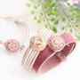 Armb&auml;nder und einen Schl&uuml;sselanh&auml;nger mit den sch&ouml;nsten neuen Camee Cabochons