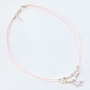 Fr&ouml;hlicher Kinderschmuck und Armb&auml;nder mit farbigem Einhorn