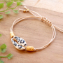 Machen Sie mit Kauri Muscheln farbenfrohen Schmuck und so tragen Sie Sommer Haaraccessoires: