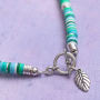 So stellen Sie Armb&auml;nder und Ketten mit Katsuki Perlen, S&uuml;&szlig;wasser Perlen und Buchstaben Perlen her:
