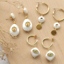 Werden Sie kreativ mit den Muschel Pearl Shine Anh&auml;ngern, Perlen und Zwischenst&uuml;cken kombiniert mit den Zirkonia Brass Elements 