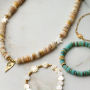 So gestalten Sie mit Muschelperlen stilvollen und verspielten Schmuck