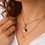 Inspiration f&uuml;r stilvollen und trendigen Schmuck mit DQ-Metallanh&auml;ngern und Perlen