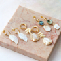 Gestalten Sie Schmuck im Sommerlook mit schillernden Perlmuttanh&auml;ngern