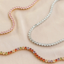 So setzen Sie Schmuck ins Blickfeld