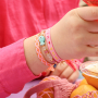 Kreativ Schmuck und Schmuckband an Schmuckkarten gestalten