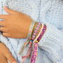 Schmuckb&auml;nder machen Armb&auml;nder, Schl&uuml;sselanh&auml;nger und Geschenke einzigartig
