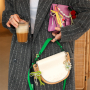 Auff&auml;llige Accessoires mit Statement-Anh&auml;ngern entwerfen