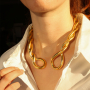 Schmuck, der sich mit Ihnen bewegt