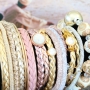 Mach hippen Schmuck aus trendy Band mit einem Metallic Look!