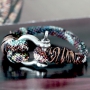 Sch&ouml;ner Armschmuck aus gesteppter Kordel gemacht im Bohemian Style