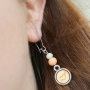 Mit unseren Holz Perlen in frischen Farben machen Sie diesen sch&ouml;nen Schmuck mit herrlichen Details