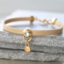 Diese sch&ouml;nen Armb&auml;nder machen Sie mit dem sch&ouml;nsten Reihmaterial und unseren phantastischen neuen Artikeln aus DQ Metall mit u.a. sch&ouml;nen Mini Anh&auml;ngern.