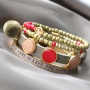 Dieser sch&ouml;ner Schmuck mit Rocailles und Stainless Steel (RVS) sind absolut im Trend!