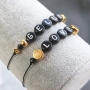 Sind Sie auf der Suche nach etwas Neuem? Diese Acryl Buchstabenperlen in der Farbe schwarz sind ganz anders als das, was Sie bisher gesehen haben und sie sind mega trendy!